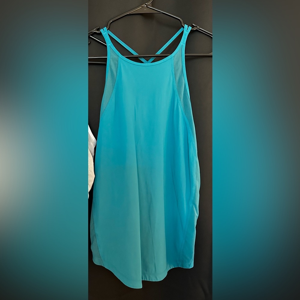 Lululemon tank top